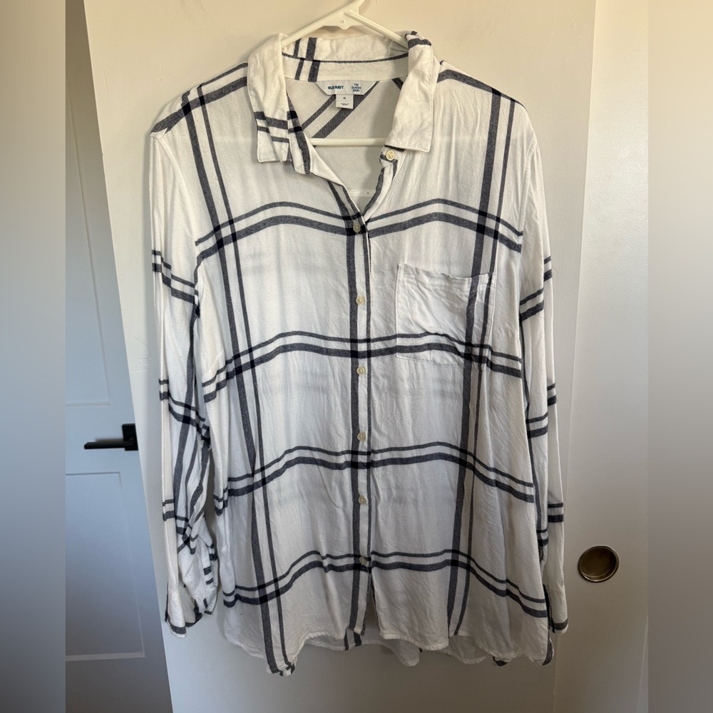 Old Navy The Classic Shirt Long Sleeve Button Up Size XL